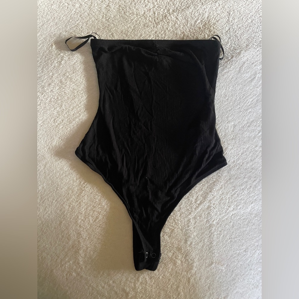 Forever 21 Strapless Bodysuit Size S